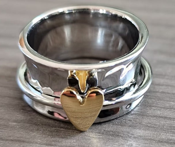 MINDY | SILVER GOLDEN HEART RING